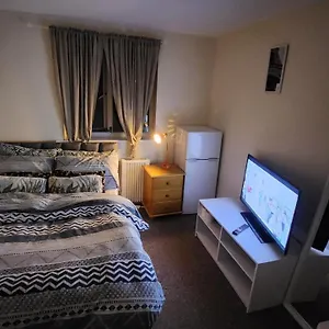 Bed & Breakfast Lekmic Global, London